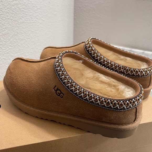 UGG Tasman slippers - Picture 1 of 5